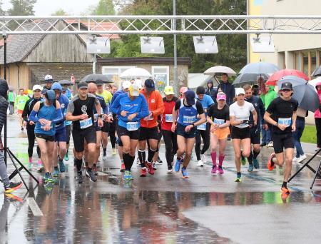 CERKNIŠKI POLMARATON 05 FOTO LJUBO VUKELIČ